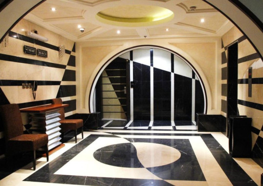RENZ HOTEL 6