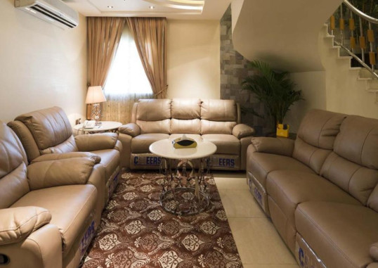 RENZ HOTEL 7
