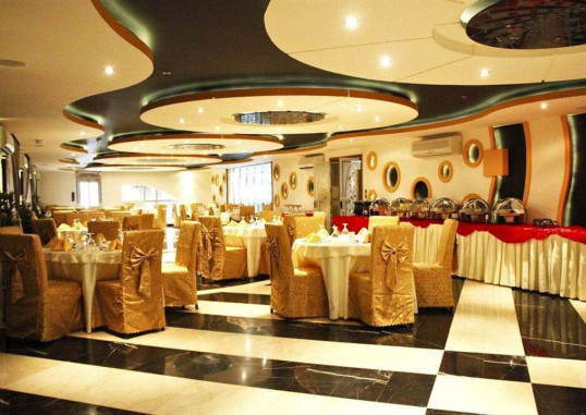 RENZ HOTEL 10