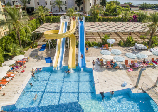 HEDEF RESORT HOTEL & SPA 3