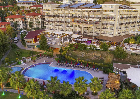 JUSTINIANO DELUXE RESORT 1