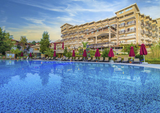 JUSTINIANO DELUXE RESORT 2