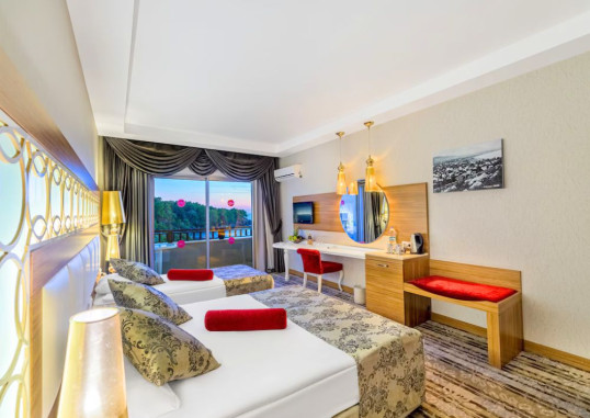 JUSTINIANO DELUXE RESORT 36