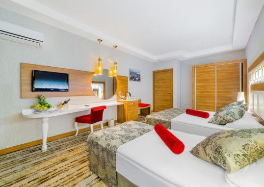 JUSTINIANO DELUXE RESORT 37
