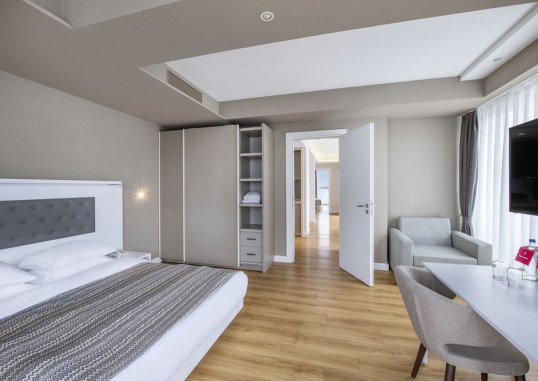 ALLIANCE PALACE BATUMI 11