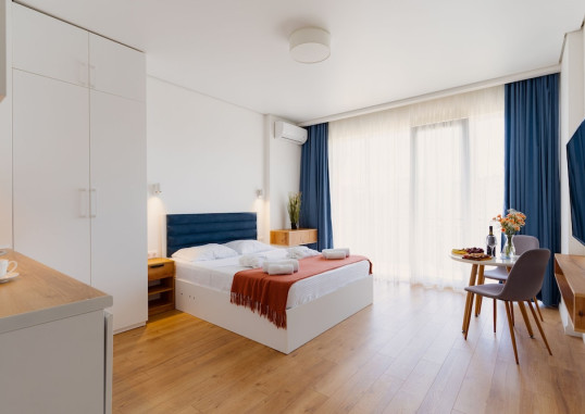 NEXT ORANGE HOTEL 23
