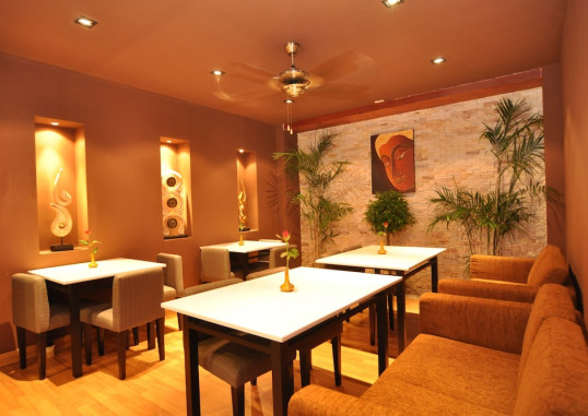 HEMINGWAY'S HOTEL 6