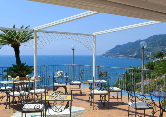 LLOYD'S BAIA HOTEL 3