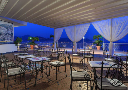 LLOYD'S BAIA HOTEL 5