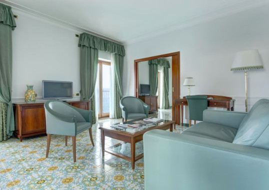 LLOYD'S BAIA HOTEL 22