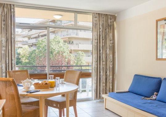 APTS PIERRE ET VACANCES HELIOTEL MARINE 24