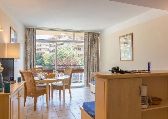 APTS PIERRE ET VACANCES HELIOTEL MARINE 29