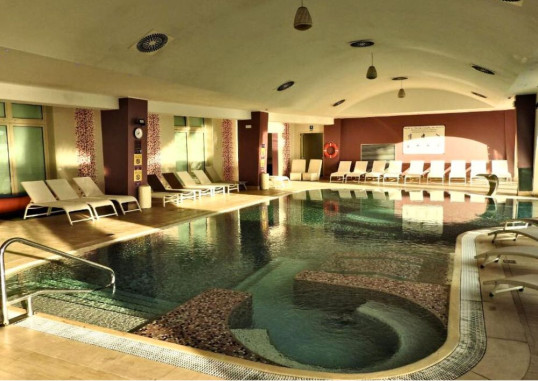 YES HOTEL TOURING 4