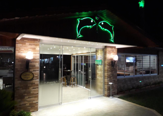 DOLPHIN APART & HOTEL 9