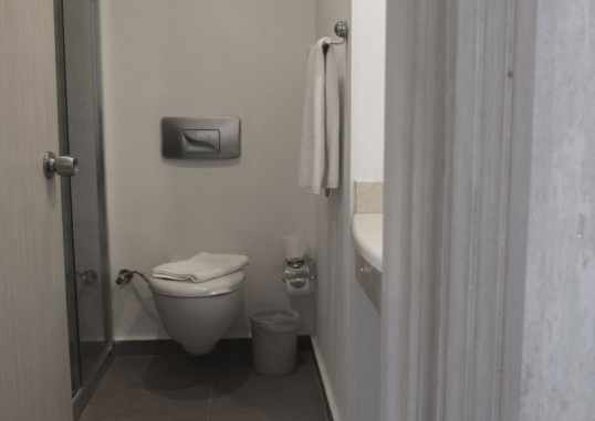 X LIFE HOTEL 33