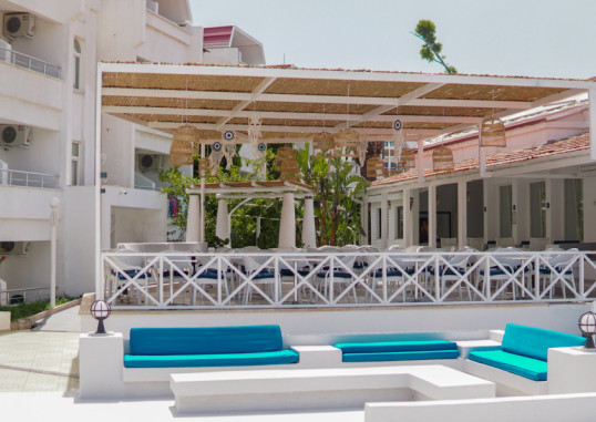CLUB MUNAMAR BEACH RESORT 5