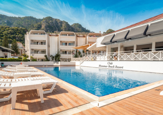 CLUB MUNAMAR BEACH RESORT 2