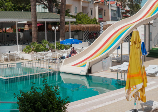 CLUB MUNAMAR BEACH RESORT 3