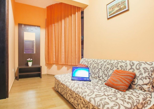 APARTMENTS AZUR 12