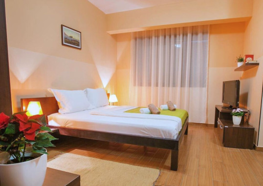APARTMENTS AZUR 13