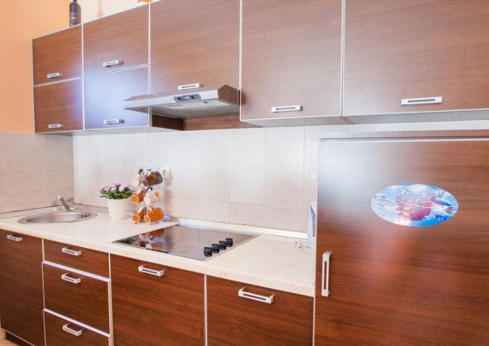 APARTMENTS AZUR 19