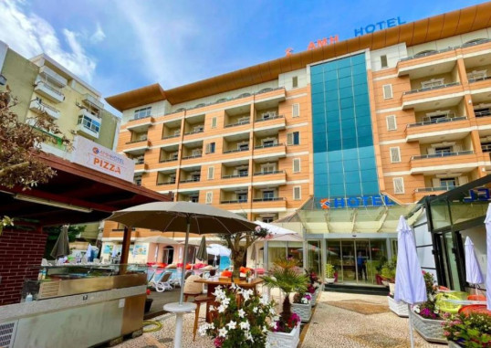 AMH HOTEL 5