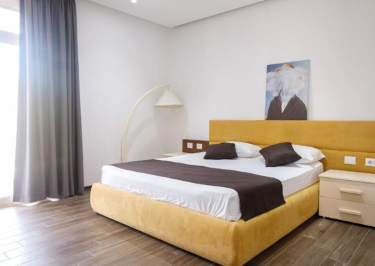 AMH HOTEL 21