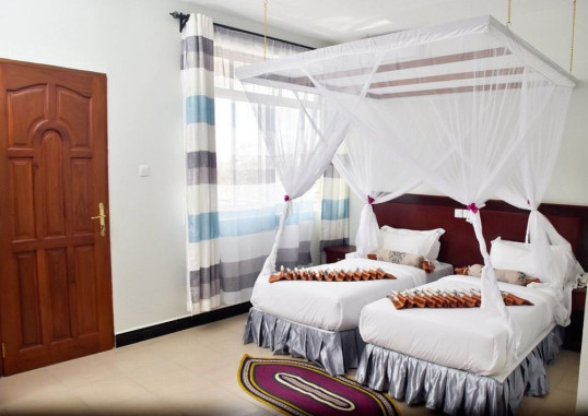SEA CREST HOTEL 4