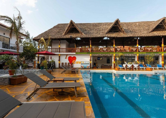 CANARY HOTEL & SPA 1