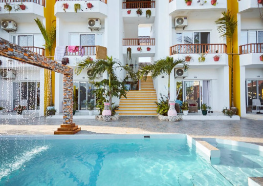 GOLDEN NUNGWI HOTEL 9
