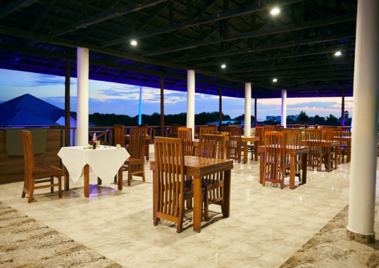GOLDEN NUNGWI HOTEL 14