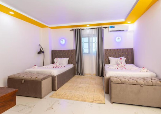 GOLDEN NUNGWI HOTEL 21