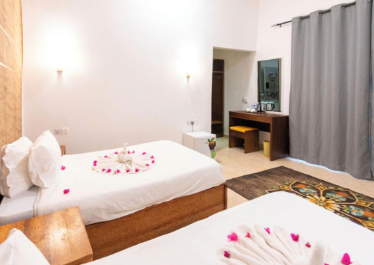 GOLDEN NUNGWI HOTEL 27
