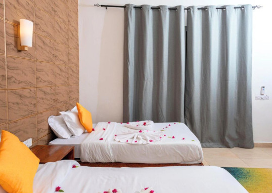 GOLDEN NUNGWI HOTEL 28