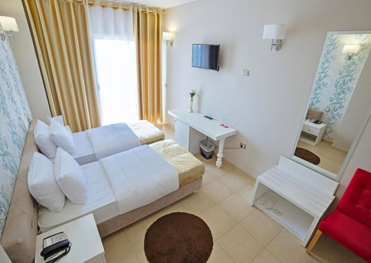 SUN HOTEL DURRES 20