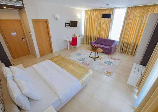 SUN HOTEL DURRES 25