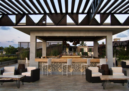 PALUMBO WAVES RESORT 9