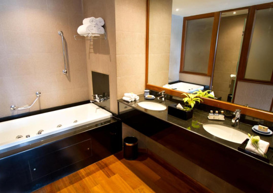 4 dienų pažintinė programa + poilsis 5* THE BLUE WATER RESORT & SPA 30