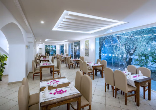 LE HAMMAMET HOTEL & SPA 12