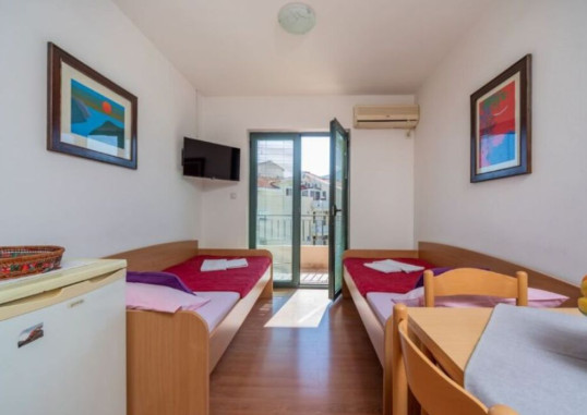 GUEST HOUSE LIDIJA 11