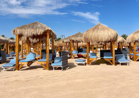 ROMANCE REGENCY CLUB (ADULT ONLY) 22