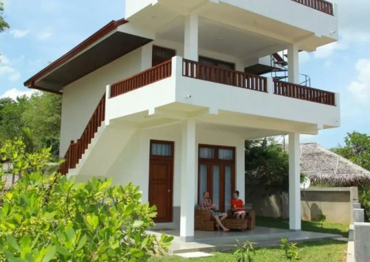 HIDEAWAY LODGE 1