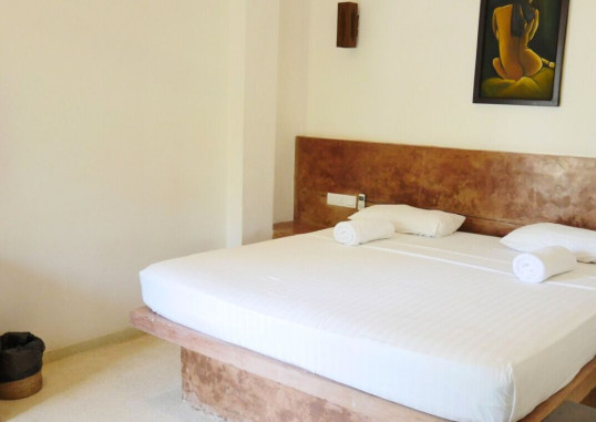 HIDEAWAY LODGE 16