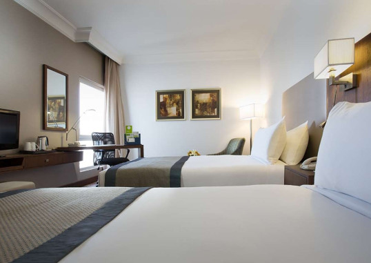 HOLIDAY INN ABU DHABI DOWNTOWN 5
