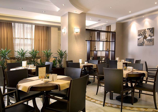 HOLIDAY INN ABU DHABI DOWNTOWN 6