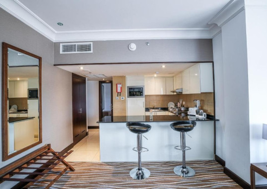 HOLIDAY INN ABU DHABI DOWNTOWN 12