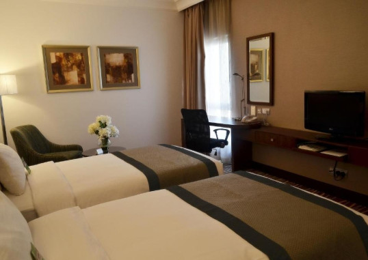 HOLIDAY INN ABU DHABI DOWNTOWN 22