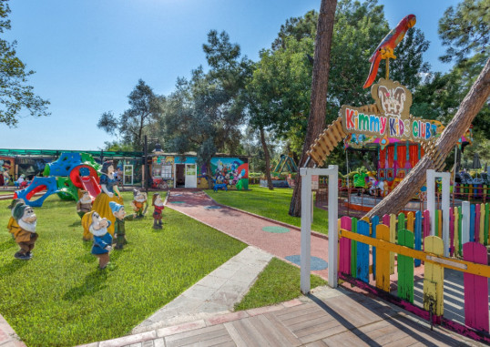 KIMEROS PARK HOLIDAY VILLAGE 40