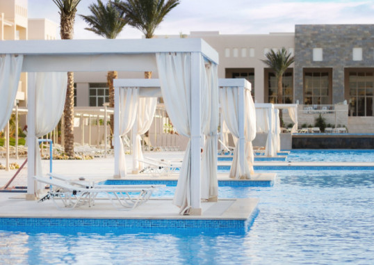 JAZ AQUAVIVA MAKADI BAY 6