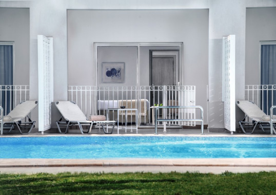 JAZ AQUAVIVA MAKADI BAY 38